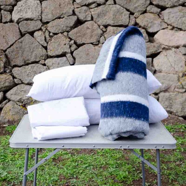 1 Sábana + 1 Manta + 2 Almohadas